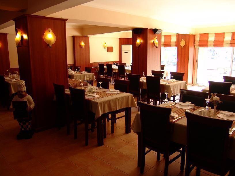 קיירניה Life Hotel מראה חיצוני תמונה
