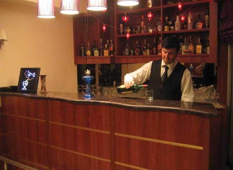 קיירניה Life Hotel מראה חיצוני תמונה