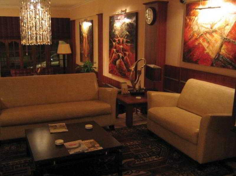 קיירניה Life Hotel מראה חיצוני תמונה