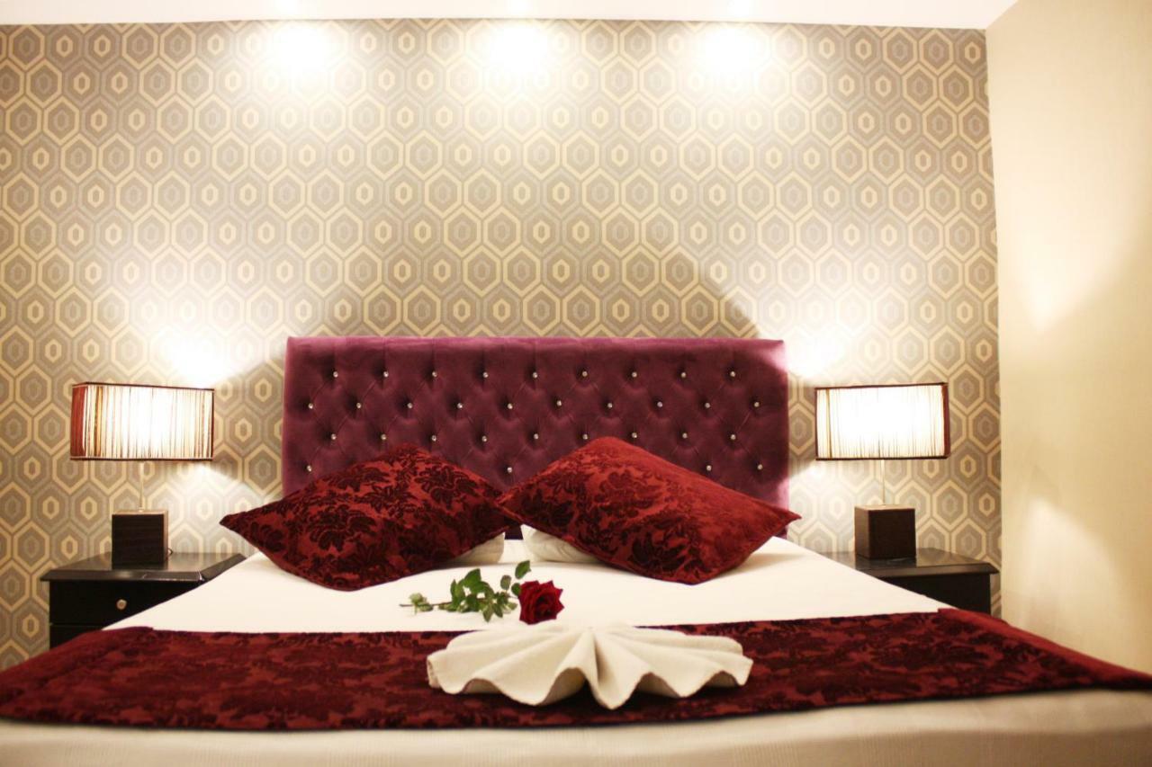 קיירניה Life Hotel מראה חיצוני תמונה