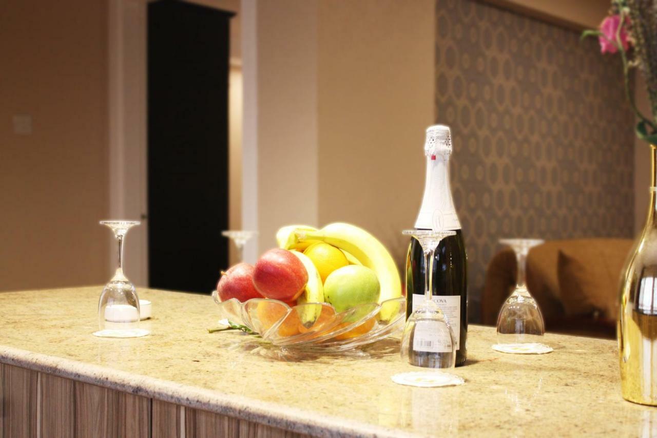 קיירניה Life Hotel מראה חיצוני תמונה
