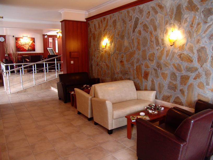 קיירניה Life Hotel מראה חיצוני תמונה