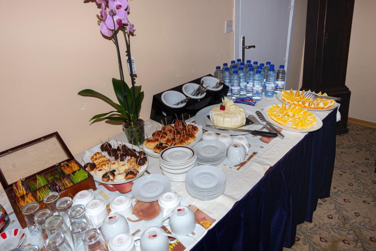 קיירניה Life Hotel מראה חיצוני תמונה