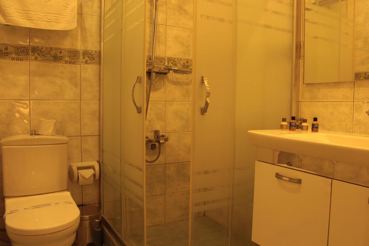 קיירניה Life Hotel מראה חיצוני תמונה