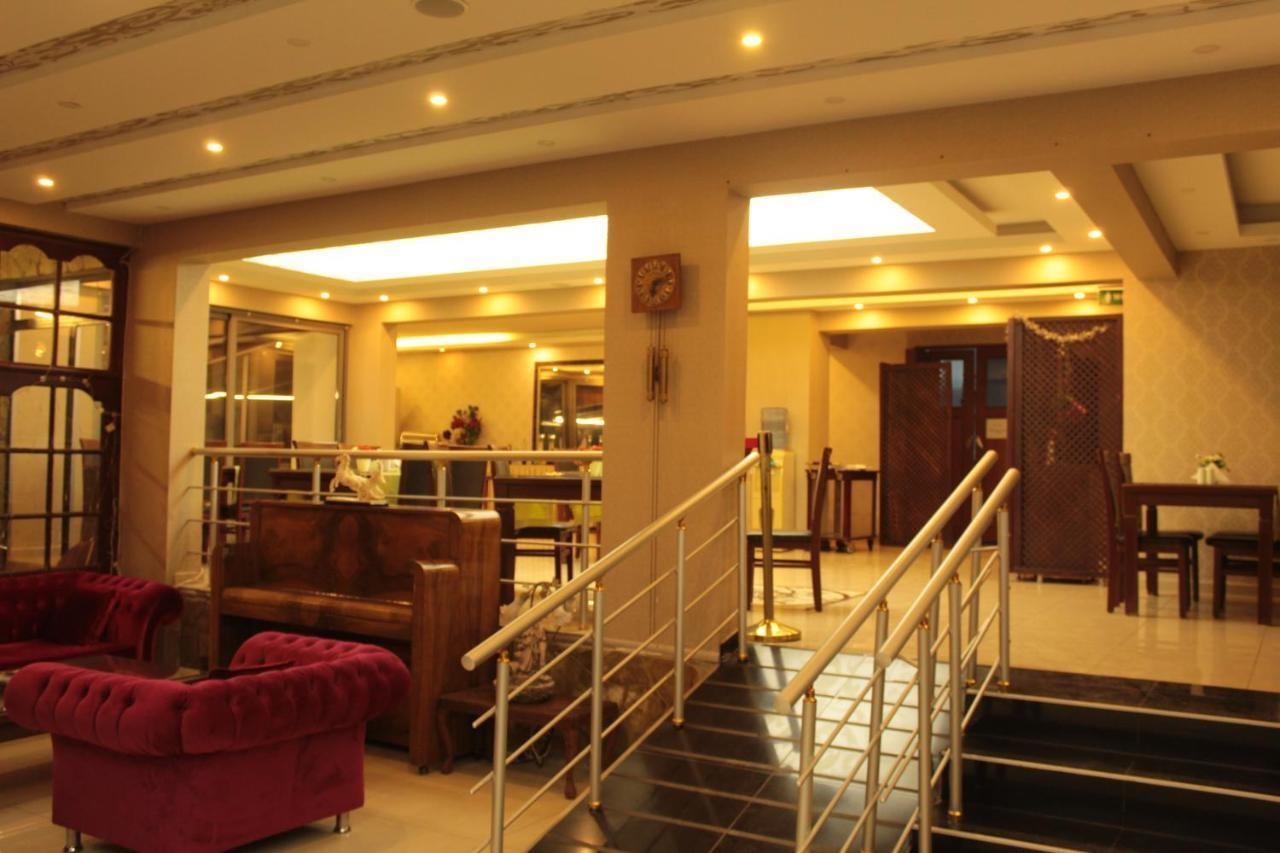 קיירניה Life Hotel מראה חיצוני תמונה